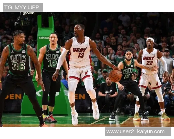 字母哥强调自我管理减少情绪波动不抱怨不向裁判索要哨子